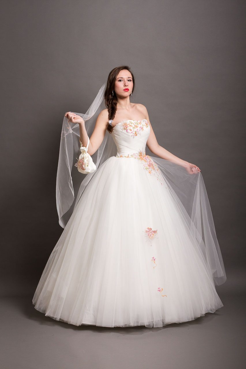 Brautkleider Berlin Liana - Hochzeitskleider Berlin Charlottenburg